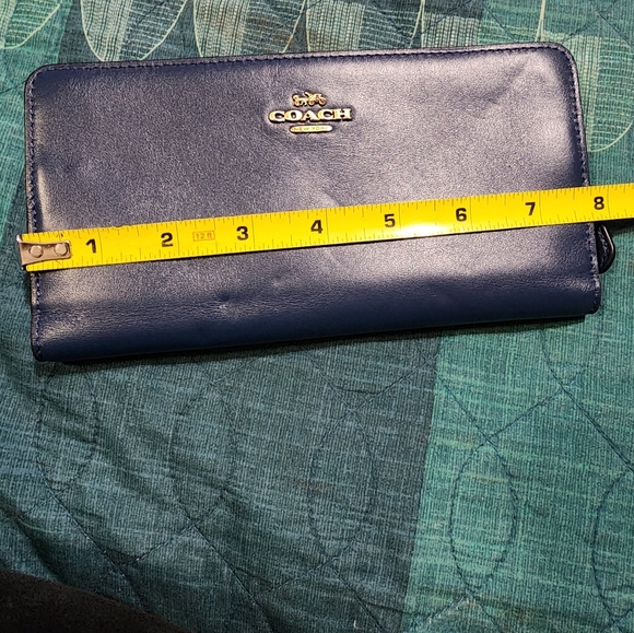 Coach blue wallet preowned see pictures - Picture 12 of 16